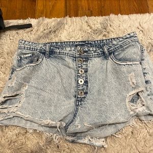 size 14 rue21 jean shorts